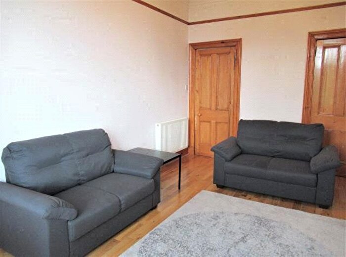 1 Bedroom Flat To Rent In Thornwood Avenue, Glasgow, G11