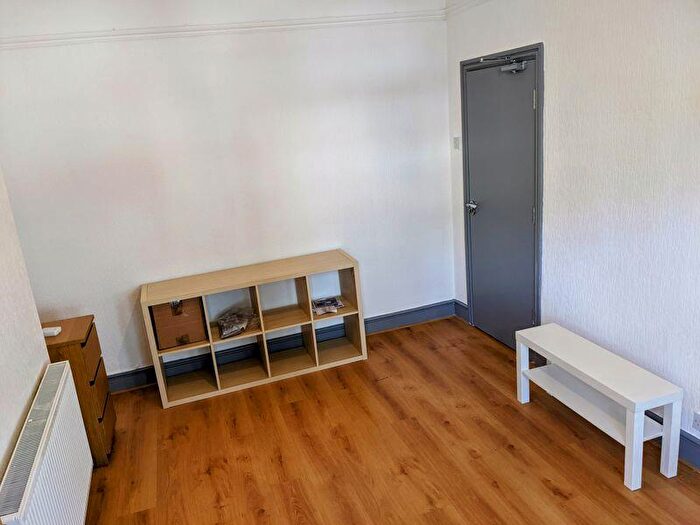 4 Bedroom Terraced House To Rent In First Avenue, Selly Park, Birmingham, B29