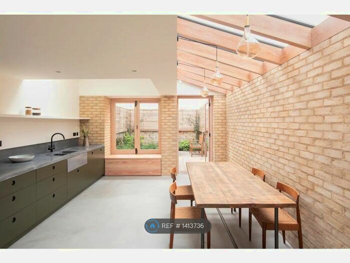 3 Bedroom Terraced House To Rent In Vestry Road, London, SE5