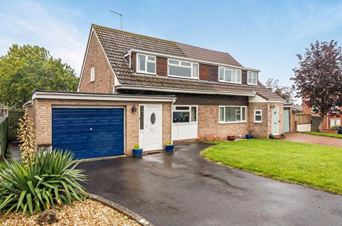 2 Bedroom Semi-Detached House For Sale In Springfield, Thornbury, BS35