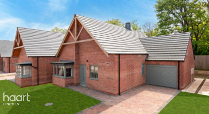 3 Bedroom Detached Bungalow For Sale In Kings Park Road, Scartho, DN33