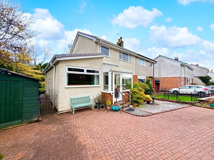 4 Bedroom Semi-Detached House For Sale In Speirs Road, Lochwinnoch, PA12