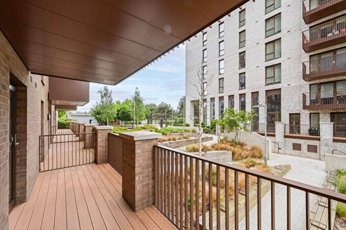 2 Bedroom Flat To Rent In Adlay Apartments, , Silvertown, London, E16