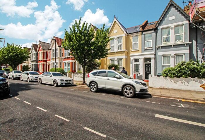 5 Bedroom Terraced House To Rent In Coleraine Road, London, N8