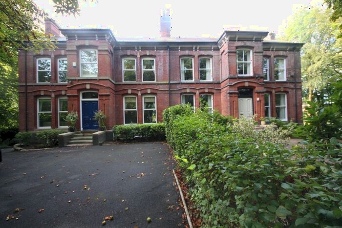5 Bedroom Semi-Detached House To Rent In Chorley New Road, Bolton, BL6