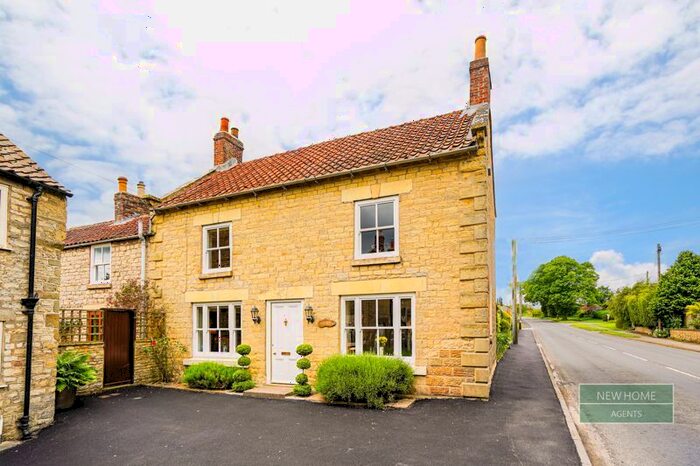 4 Bedroom Detached House For Sale In Middleton, Pickering, YO18