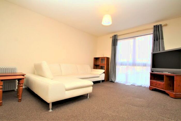 1 Bedroom Flat To Rent In Ryeland Close, Yiewsley, West Drayton, UB7