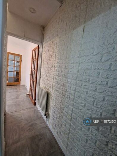 2 Bedroom Terraced House To Rent In Sydney Road, Sutton, SM1