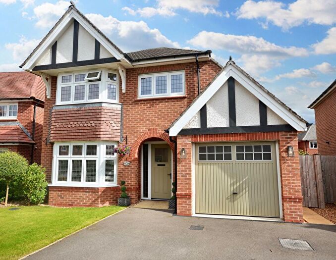 3 Bedroom Property To Rent In Commodore Close, Woodford, SK7