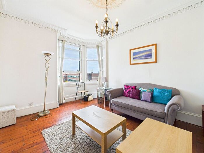 2 Bedroom Apartment To Rent In Parsons Green Terrace, Meadowbank, Edinburgh, EH8