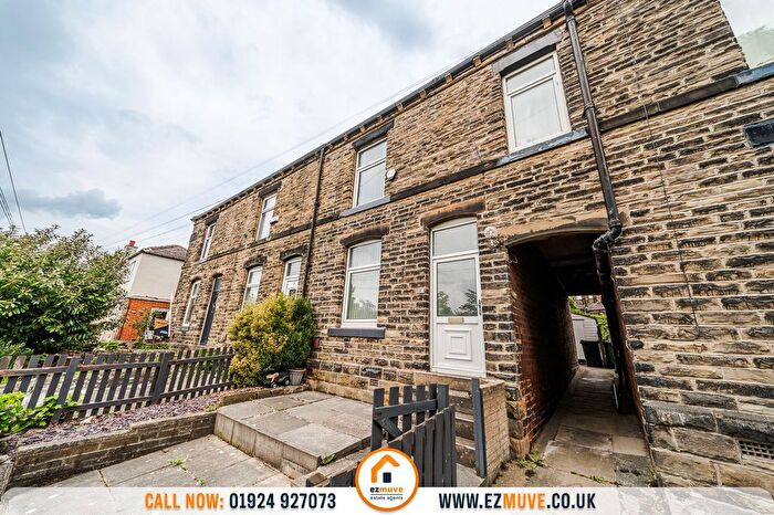 2 Bedroom Terraced House For Sale In Surrey Street, Batley, WF17