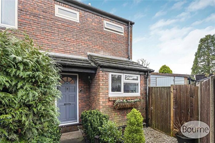 2 Bedroom End Of Terrace House For Sale In Goldfort Walk, Goldsworth Park, Woking, Surrey, GU21