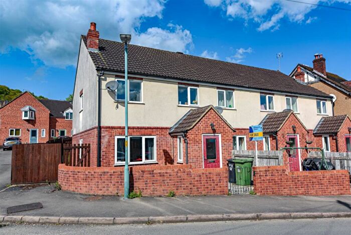 3 Bedroom End Of Terrace House For Sale In Rosebery Road, Dursley, GL11