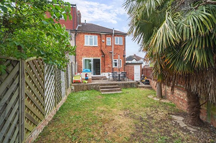 3 Bedroom Semi-Detached House For Sale In Felhampton Road, New Eltham, SE9