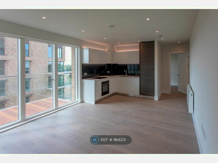 1 Bedroom Flat To Rent In Pegler Square, Kidbrooke Village, SE3