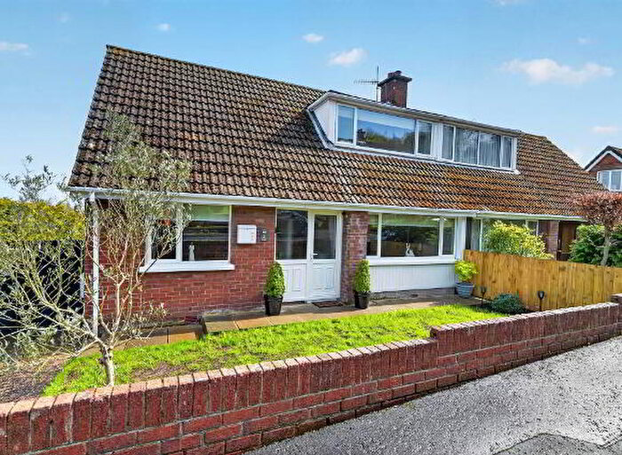 4 Bedroom Semi-detached Chalet Bungalows For Sale In Pineview Gardens, Newtownabbey, BT36