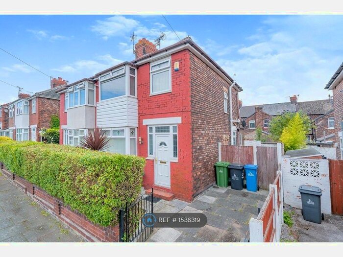 3 Bedroom Semi-Detached House To Rent In Princes Street, Widnes, WA8