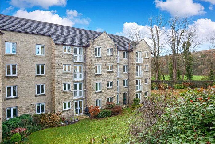 2 Bedroom Flat To Rent In Beech Street, Bingley, West Yorkshire, BD16