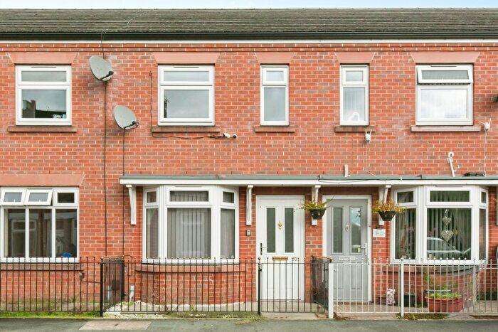 2 Bedroom Terraced House For Sale In Chestnut Grove, Crewe, Cheshire, CW1