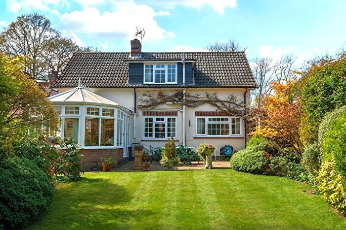 3 Bedroom Detached House For Sale In Hyde Lane, CM3