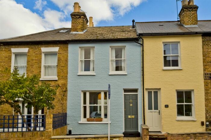 2 Bedroom Terraced House To Rent In Albert Road, Richmond, Surrey, TW10