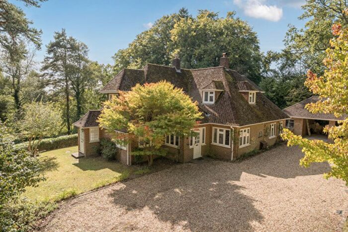 4 Bedroom Detached House For Sale In The Ridges, Wokingham, RG40