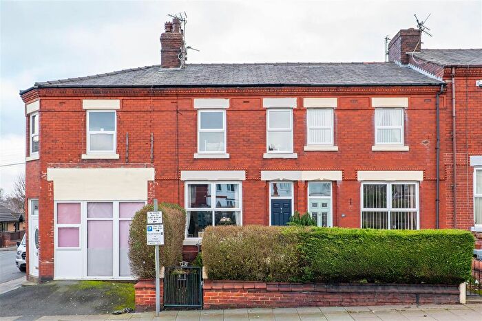 3 Bedroom Terraced House For Sale In School Lane, Leyland, PR25