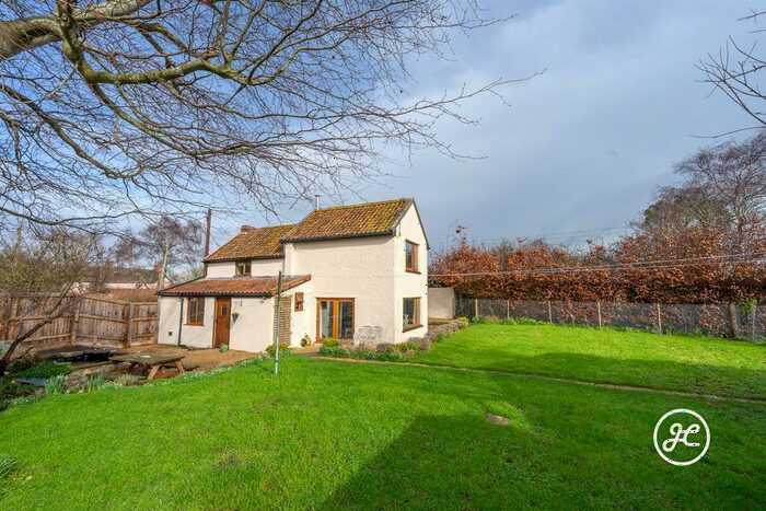 3 Bedroom Semi-Detached House For Sale In Stolford, Stogursey, Bridgwater, TA5