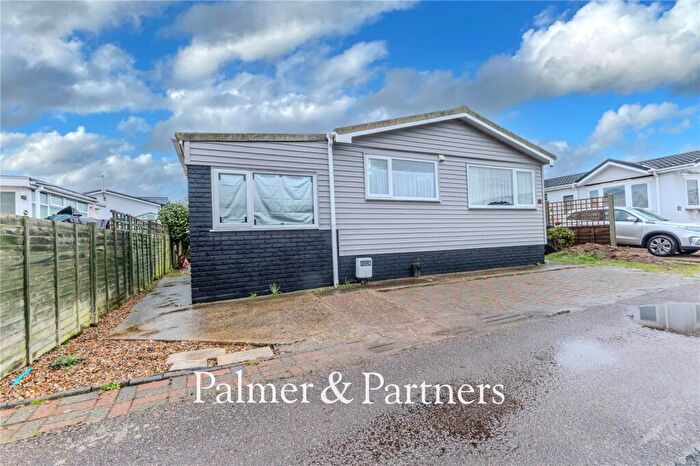 2 Bedroom House For Sale In Geneva Avenue, Martlesham Heath, Ipswich, Suffolk, IP5