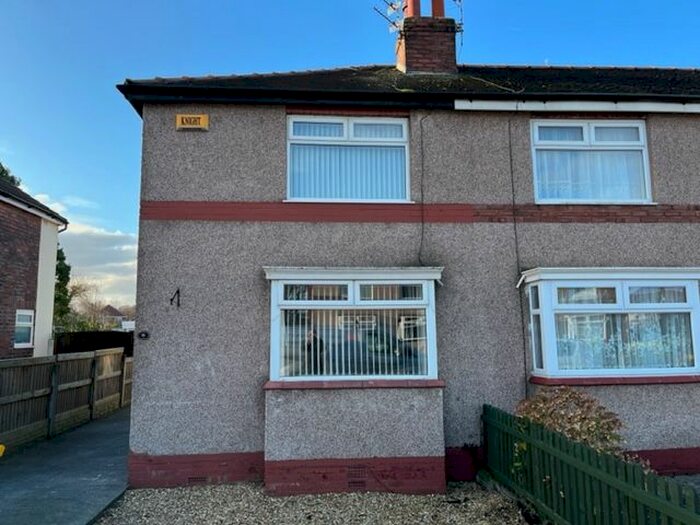 3 Bedroom End Of Terrace House To Rent In Roselea Drive, Southport PR9