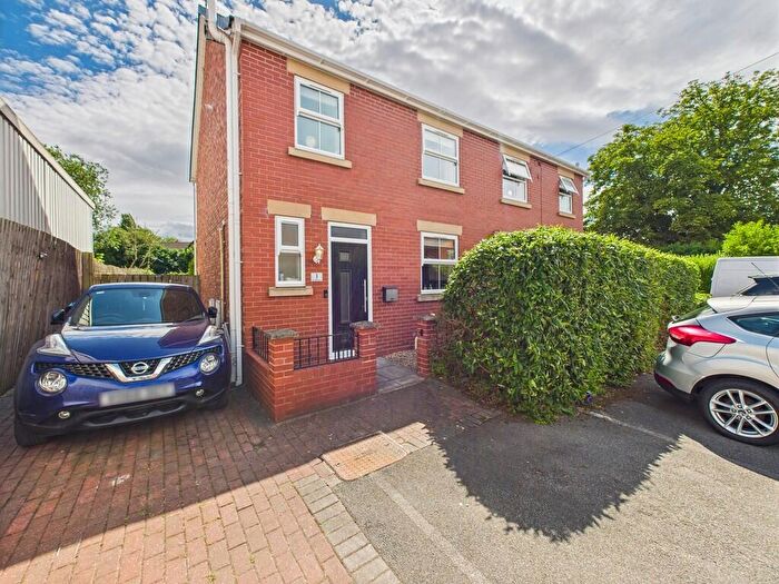 3 Bedroom Semi-Detached House For Sale In Vicars Cross Road, Vicars Cross, CH3