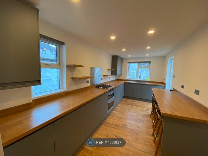 3 Bedroom Terraced House To Rent In Market Street, Hayle, TR27