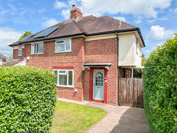 3 Bedroom Semi-Detached House For Sale In Queensway, Hereford, HR1