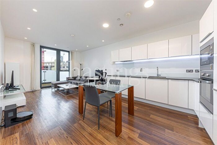 1 Bedroom Flat To Rent In Hornbeam House, Quebec Way, London, SE16