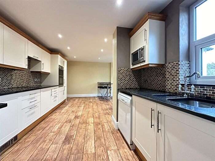 4 Bedroom Detached House For Sale In Main Street, Flixton, YO11