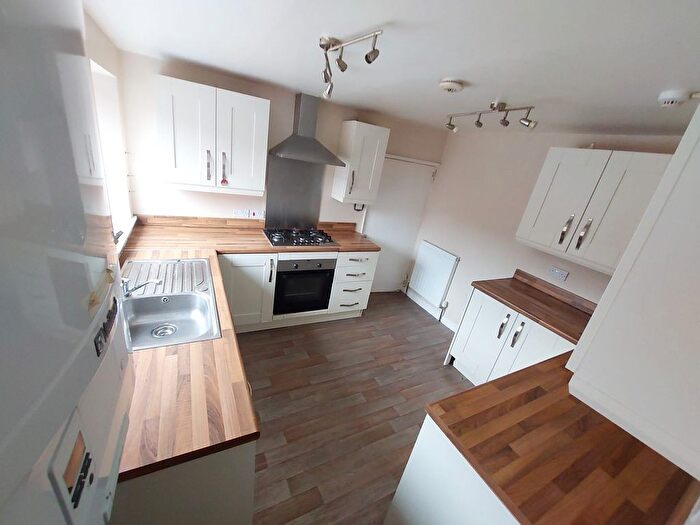 3 Bedroom Flat To Rent In Pickering Road, Pickering, YO18