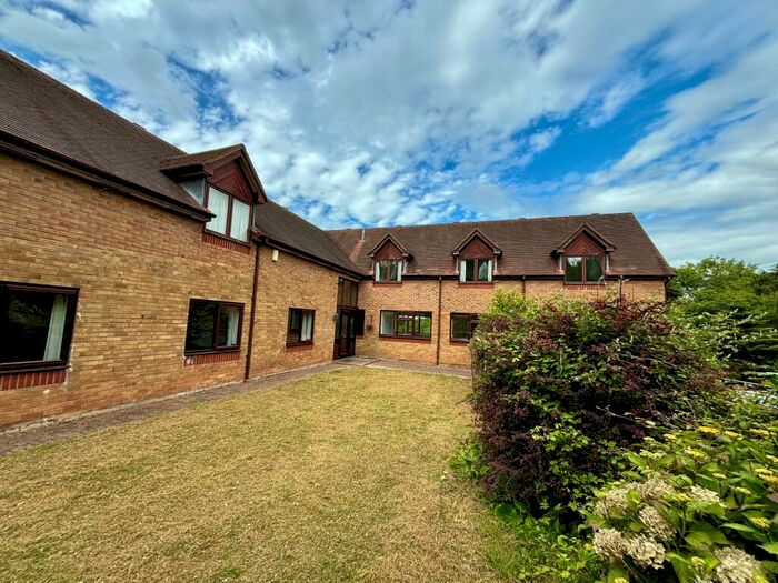 4 Bedroom Farm House To Rent In Leasowe House, Leamington Spa, Radford Semele, CV31