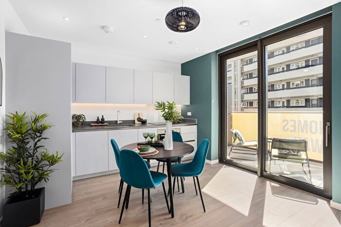 Flat For Sale In Macclesfield Road, London, EC1V