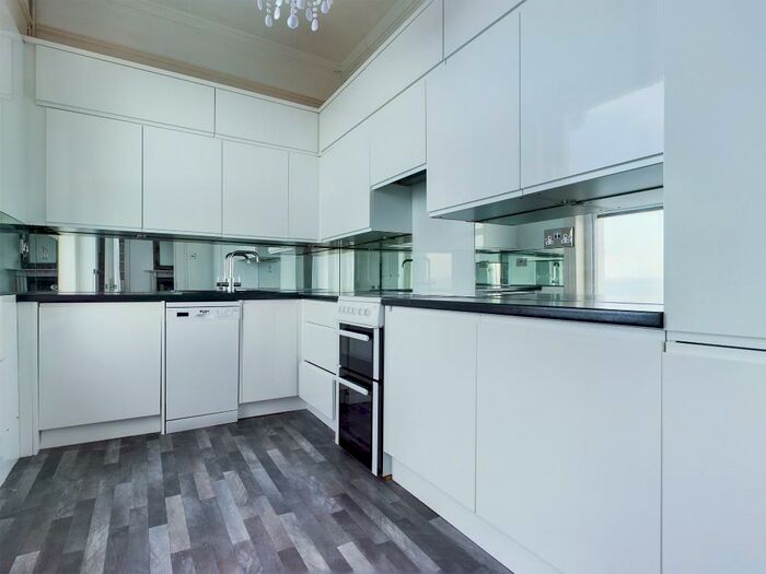 1 Bedroom Flat To Rent In Arundel Terrace, BN2