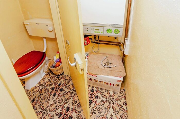 3 Bedroom Semi-Detached House For Sale In Waite Road, Willenhall, WV13