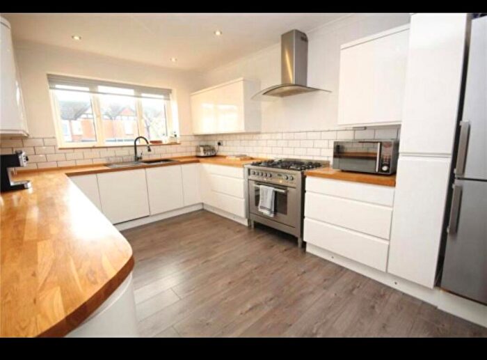 3 Bedroom Terraced House To Rent In Bournemouth Road, Poole, Dorset, BH14