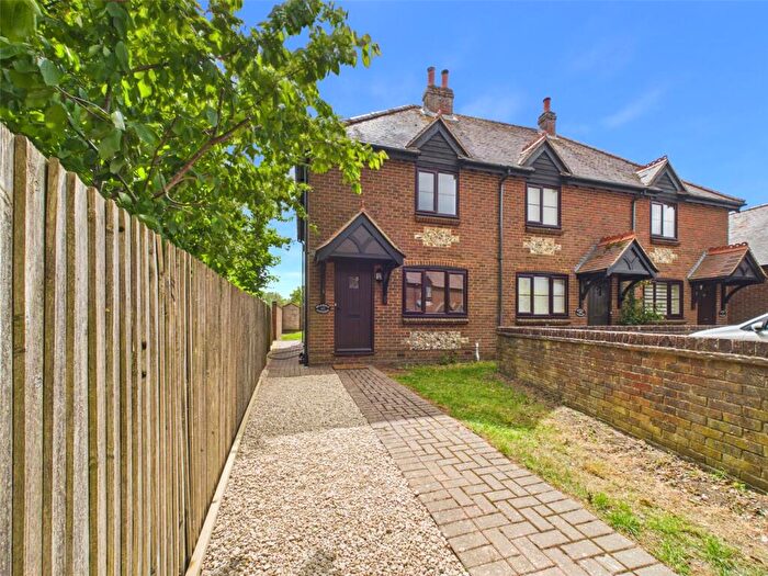 2 Bedroom End Of Terrace House To Rent In Farm Place, Henton, Chinnor, Oxfordshire, OX39