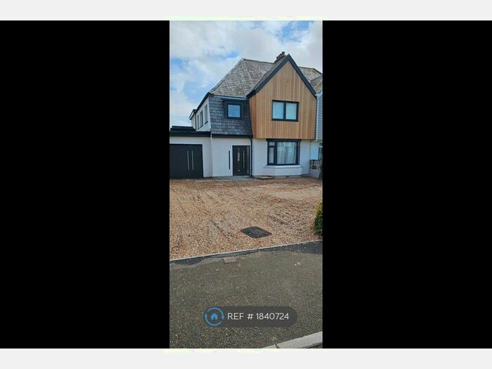 5 Bedroom Semi-Detached House To Rent In Trethellan Hill, Newquay, TR7