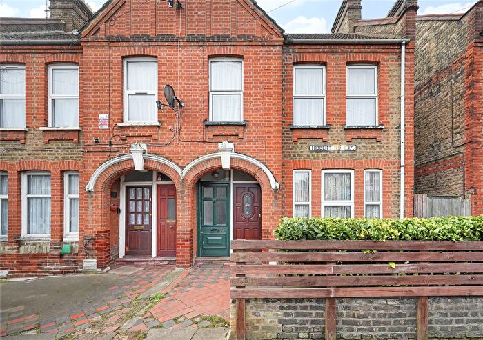 2 Bedroom Flat For Sale In Hibbert Road, Walthamstow, London, E17