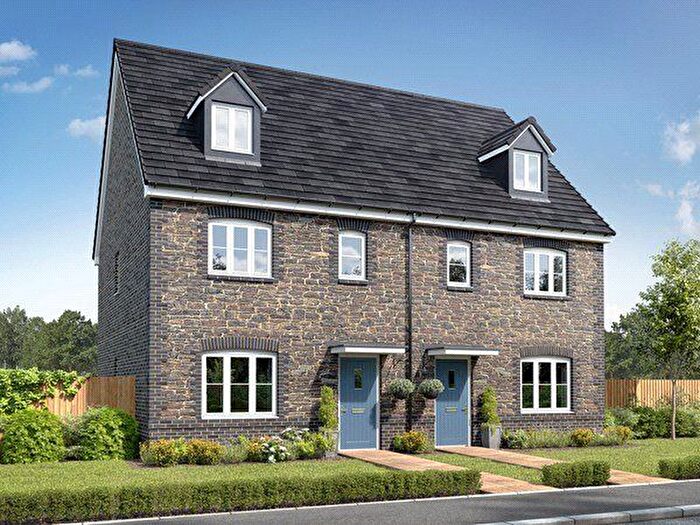 4 Bedroom Semi Detached House For Sale In Hillfort Road, Bodmin, Cornwall, PL31