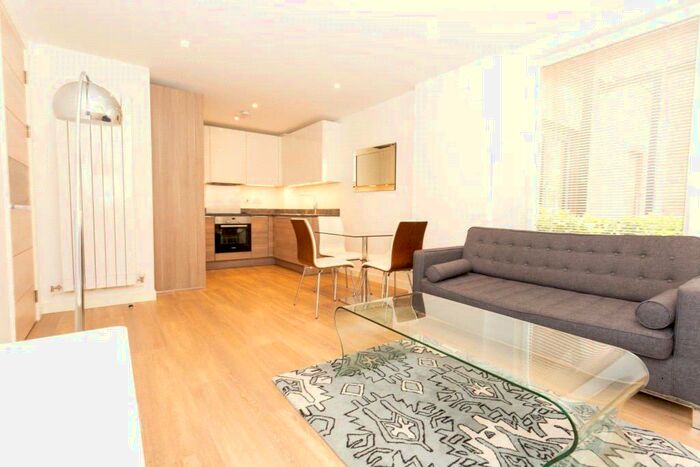 1 Bedroom Apartment To Rent In Royal Victoria Gardens, Whiting Way, Marine Wharf, SE16
