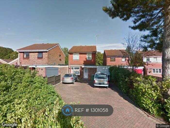 3 Bedroom Detached House To Rent In Turner Close, Basingstoke RG21