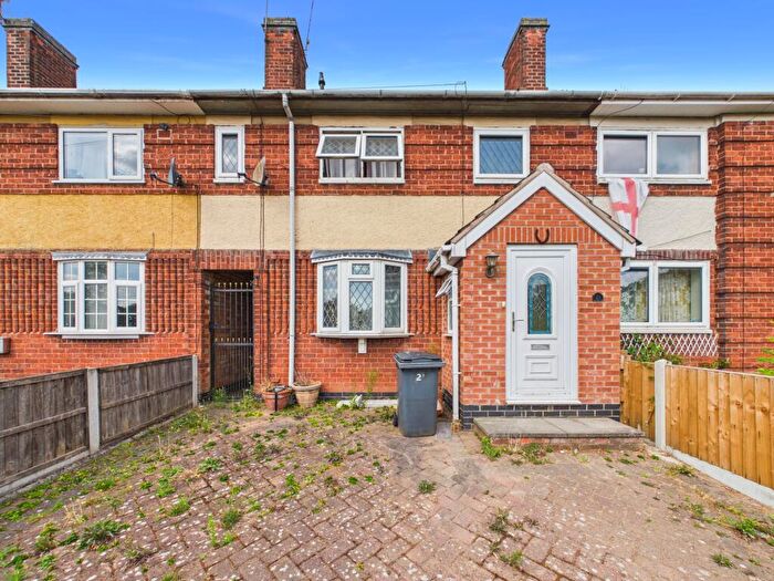 3 Bedroom Flat For Sale In Cort Crescent, Braunstone, LE3