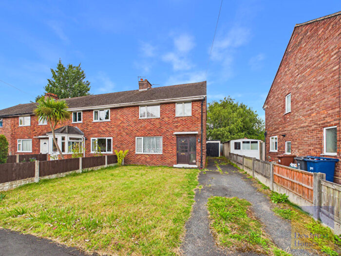 3 Bedroom End Of Terrace House For Sale In Hawksbury Drive, Penwortham, Preston, PR1