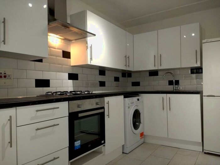 1 Bedroom Flat To Rent In All Saints Court, E5